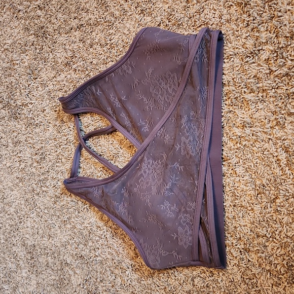 Mono B Lacey Sports Bra - Picture 1 of 5